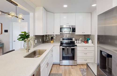 Bedford Casa | Dog-friendly retreat with oasis yard, amazing pool, tropical bar, & firepit