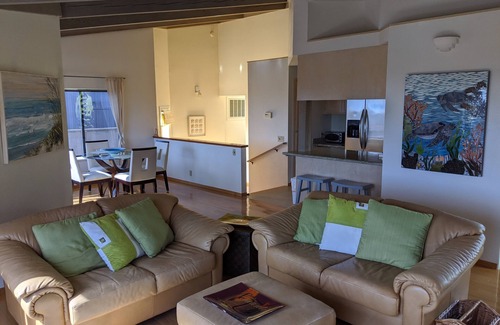 Sea Ranch Casa | Dog friendly Sea Ranch getaway nestled in-between the ocean and golf course