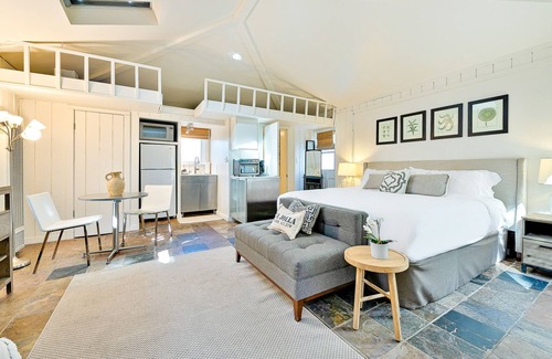 Beach Barber Tract Cabaña | Dog-Friendly Studio w/Private Patio, Gas Grill, Kitchenette, Partial A/C, & WiFi