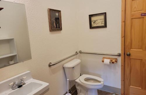 Cable Casa | Dog-Friendly The Lodge Home