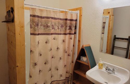 Cable Casa | Dog-Friendly The Lodge Home