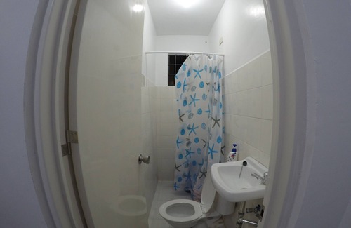 Legazpi Casa | Habitaciones para perros con baño privado para 3 personas