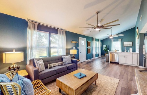 Somerville Casa | Dog-friendly, Waterfront, Close to Lake Somerville