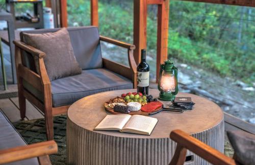 Jamestown Casa | Dog Friendly, Year Round, Creekside Cabin, Hot Tub, 6 Acres