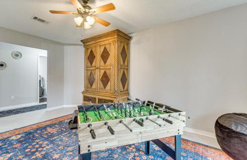 Gulf Breeze Casa | Dogs Welcome, 1 Mi to Zoo Gulf Breeze Retreat!