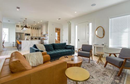 Grayton Beach Casa | Doin' Grayt-LUXE beach cottage-Easy beach access, pool, bikes!