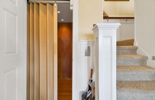 Ocean Isle Beach Casa | Doin` Time Canal Front home with elevator and extra living room