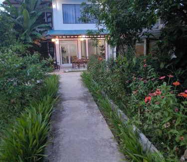 Vang Vieng Complejo | Dok Champa Resort