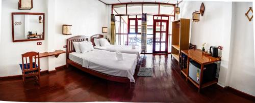 Don Khon Casa | Dokchampa Guesthouse