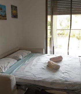 Zona XXXIII Acilia Sud Apartamento | DolceCasaLeoGiu con parcheggio coperto gratuito