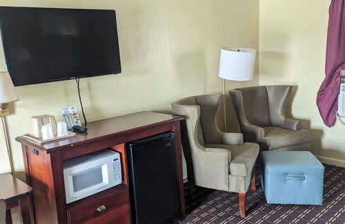 Somerset Hotel | Dollar Inn