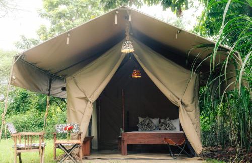Arusha Otro | Dolly Farm & River Camp, Luxury Tents
