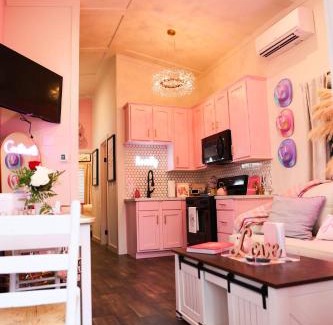 Dover Casa | Dolly's Place 6260