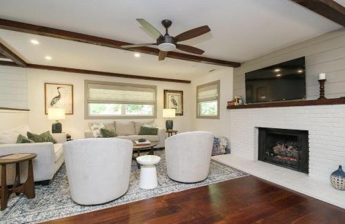 Highlands Hills Casa | Dolly Woods