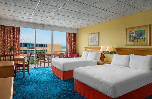 St. Pete Beach Complejo | Dolphin Beach Resort