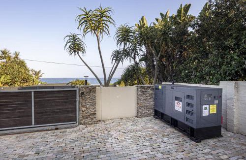 Umhlali Beach Villa | Dolphin Coast YOLO Spaces - Ballito Beach House Villa