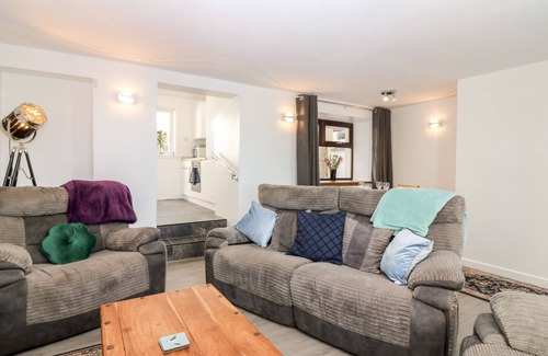Banff Cabaña | Dolphin Cottage