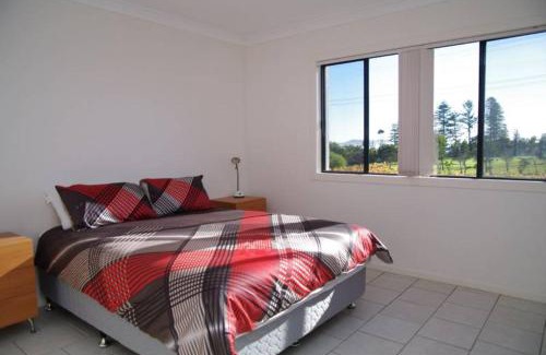 Crescent Head Casa | Dolphin Court 2, 1 Gowing Street
