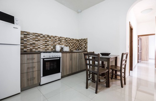 Marsalforn Apartamento | Dolphin Court Gozo