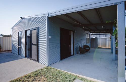 Aldinga Beach Casa | Dolphin Guesthouse