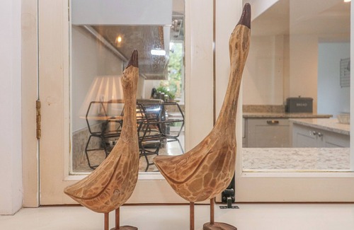 Burford Casa | Dolphin House