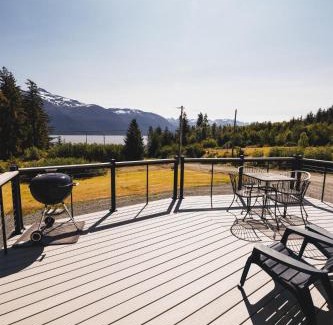 Haines Casa | Dolphin House