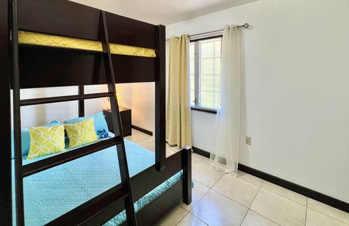Sandy Bay Villa | Dolphin Villa @Sandy Bay, Roatan.