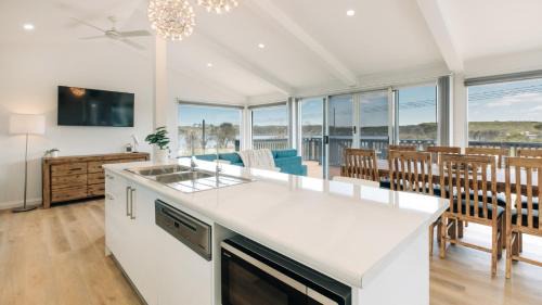 Lake Wangary Casa | Dolphinview