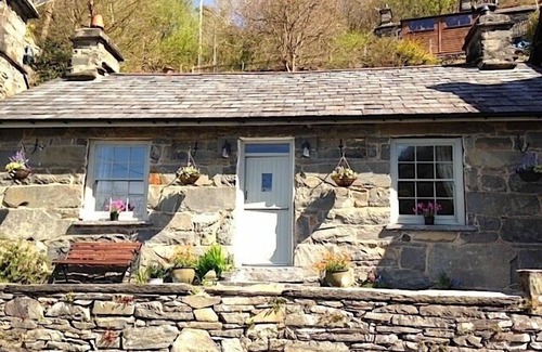 Maentwrog Cabaña | Dolydd - Cottage romántica en la aldea de Maentwrog