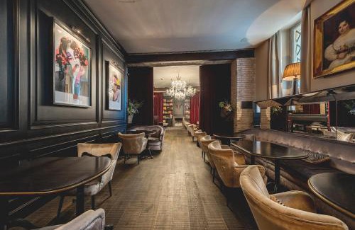 Rione VII Regola Hotel | DOM Hotel Roma - Preferred Hotels & Resorts