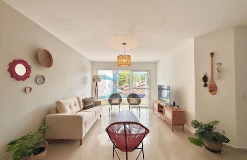 Barra da Lagoa Apartamento | Dom Lucas Itaguá