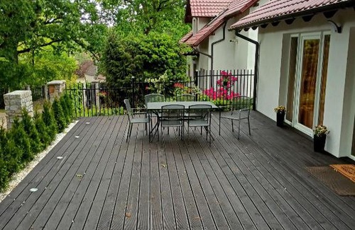 Gryzyna Casa | DOM POD DĘBAMI