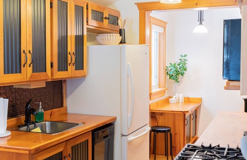 Utterson Cabina | Doma Lodge - Cozy Muskoka Cabin in the Woods