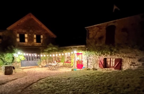 Urval Casa | Domaine Avec Hangar à Tabac Idéal Pour Familles et Amis