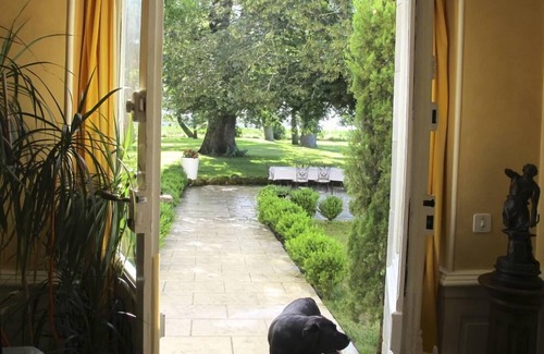 Uchacq Casa | Gran mansión y sus dependencias en un entorno idílico con piscina