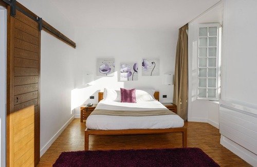 Langogne Hotel | Domaine De Barres