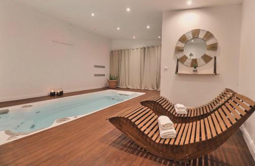 Chabeuil Cama Y Desayuno | Domaine de Bonaveau - Spa & Piscine