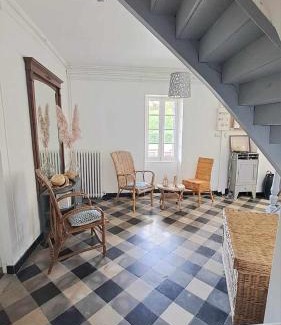 Salles Villa | Domaine de Cachaou Logis du Pujeau sauna & spa piscine chauffée