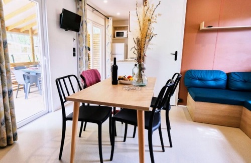 Saint-Saturnin-les-Apt Alquiler De RV | Domaine des Chênes Blancs - Camping