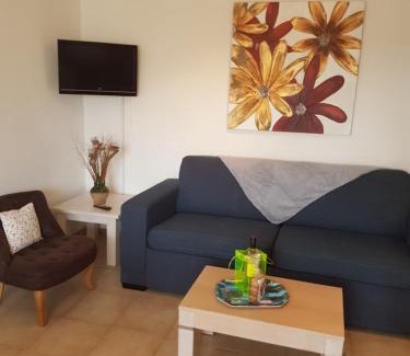 Santa-Maria-Poggio Apartamento | Domaine de Mélody