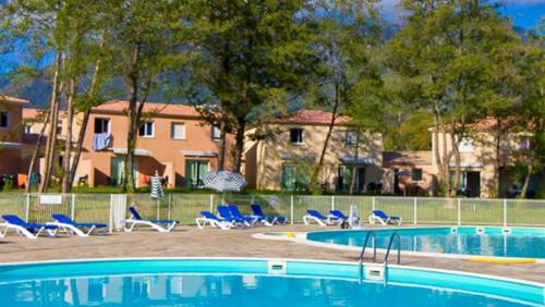 Santa-Maria-Poggio Apartamento | Domaine de Mélody