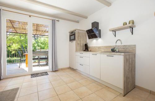 Eyguieres Apartamento | Domaine De Meyrol - Gite 3