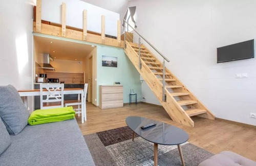 Echarvines Apartamento | Domaine Des Écuries