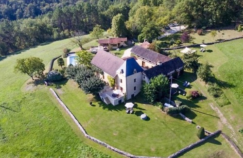 Sergeac Casa | Domaine des Grands Bois, Tour du Fauconnier★★★★ 2air-conditioned rooms, 4 people