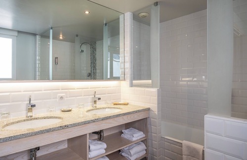 Saint-Meloir-des-Ondes Hotel | Domaine du Limonay, The Originals Collection