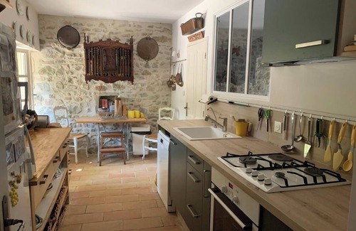 Cleon-d'Andran Casa | Domaine en Drôme Provençale - Charm and history