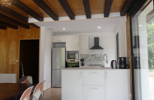 Saint-Pierre-de-Frugie Casa | Domaine Privé au Coeur du Périgord Vert Avec Villa, Piscine, Étangs et Bois