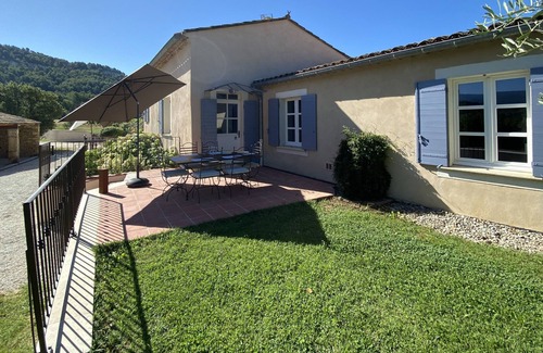 Gargas Cabaña | Pavie-Gîte-Estándar-Baño con ducha-Vista al patio
