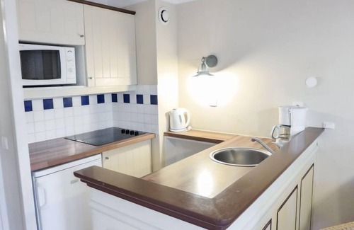 Lacanau-Ocean Apartamento | Domaine Golf Resort by Interhome