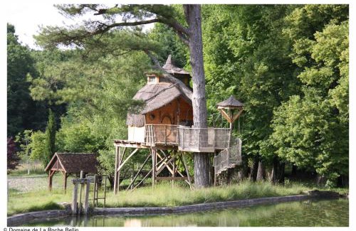 Descartes Casa | Domaine La Roche Bellin